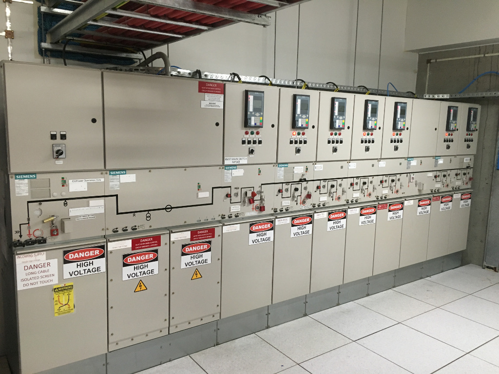 Afterhours fault callout service for high voltage customer assets